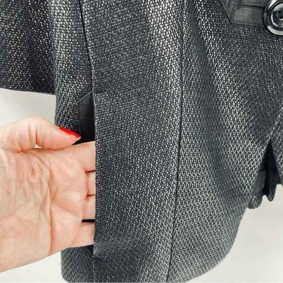 Ann Taylor Black Woven Short Sleeve Tailored Pleated Back Notch Collar Jacket - Picture 5 of 10